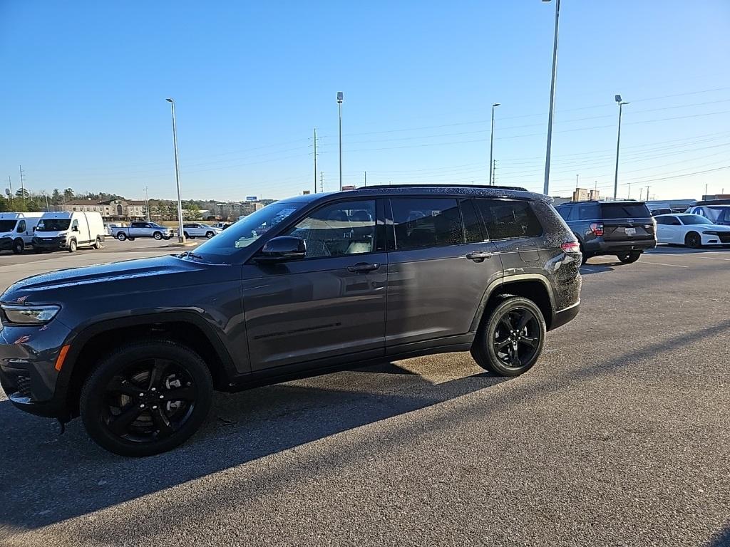 used 2023 Jeep Grand Cherokee L car, priced at $33,045