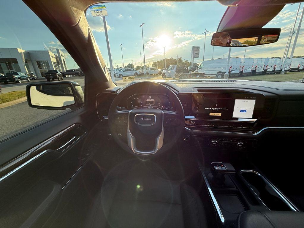 used 2024 GMC Sierra 1500 car, priced at $47,000