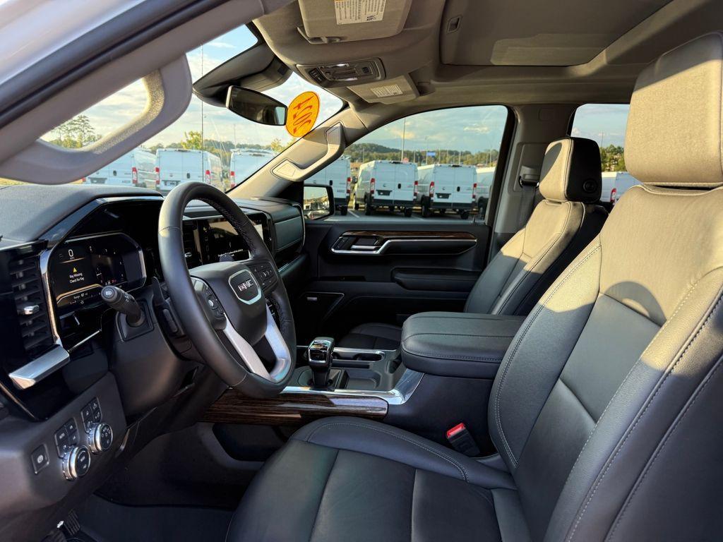 used 2024 GMC Sierra 1500 car, priced at $47,000