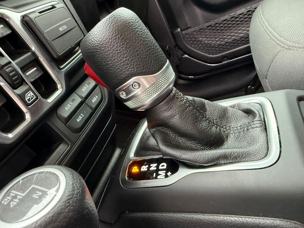 used 2021 Jeep Gladiator car, priced at $31,400