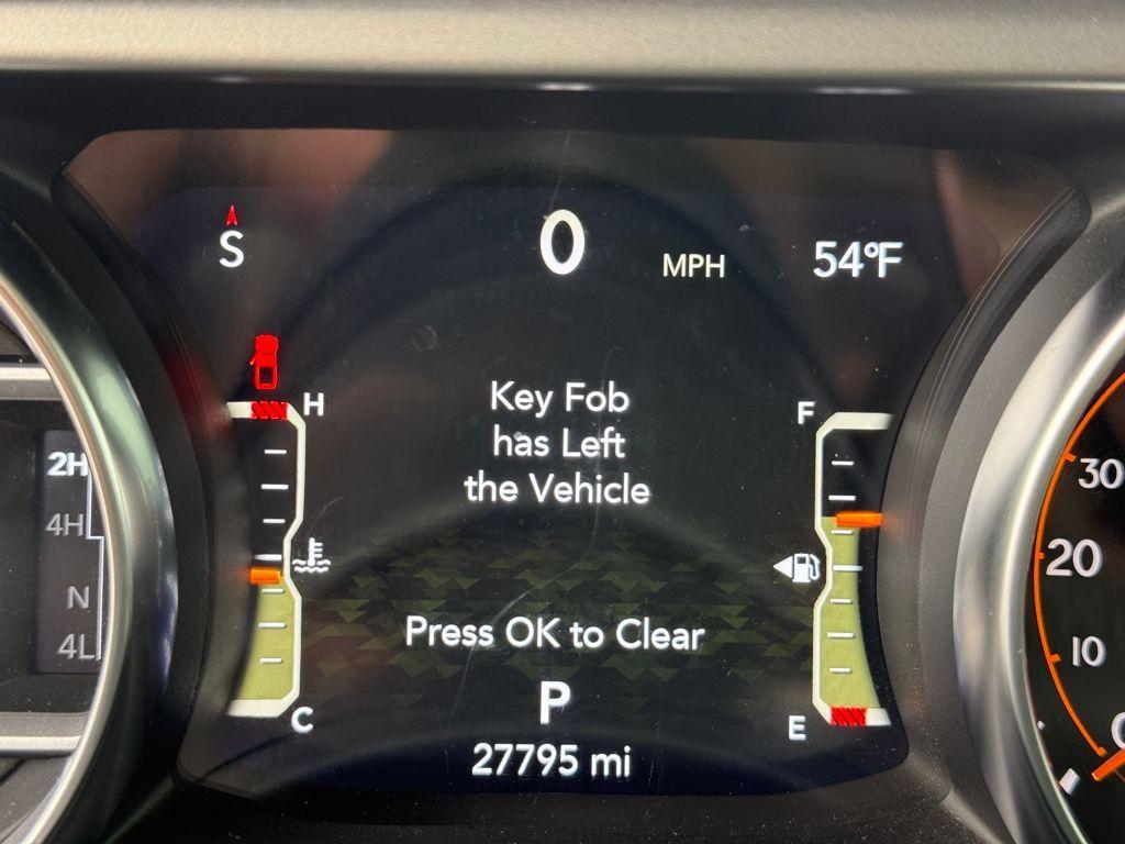 used 2021 Jeep Gladiator car, priced at $31,400