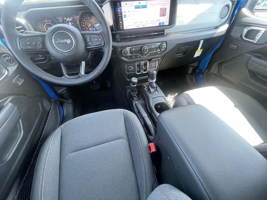 new 2025 Jeep Wrangler car, priced at $43,845
