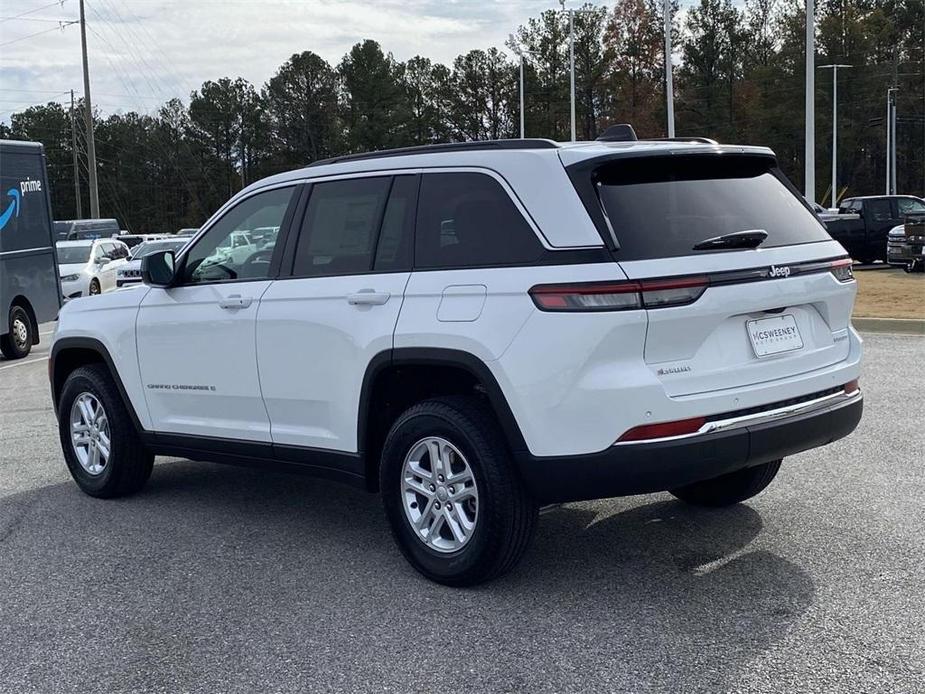 new 2025 Jeep Grand Cherokee car, priced at $30,875