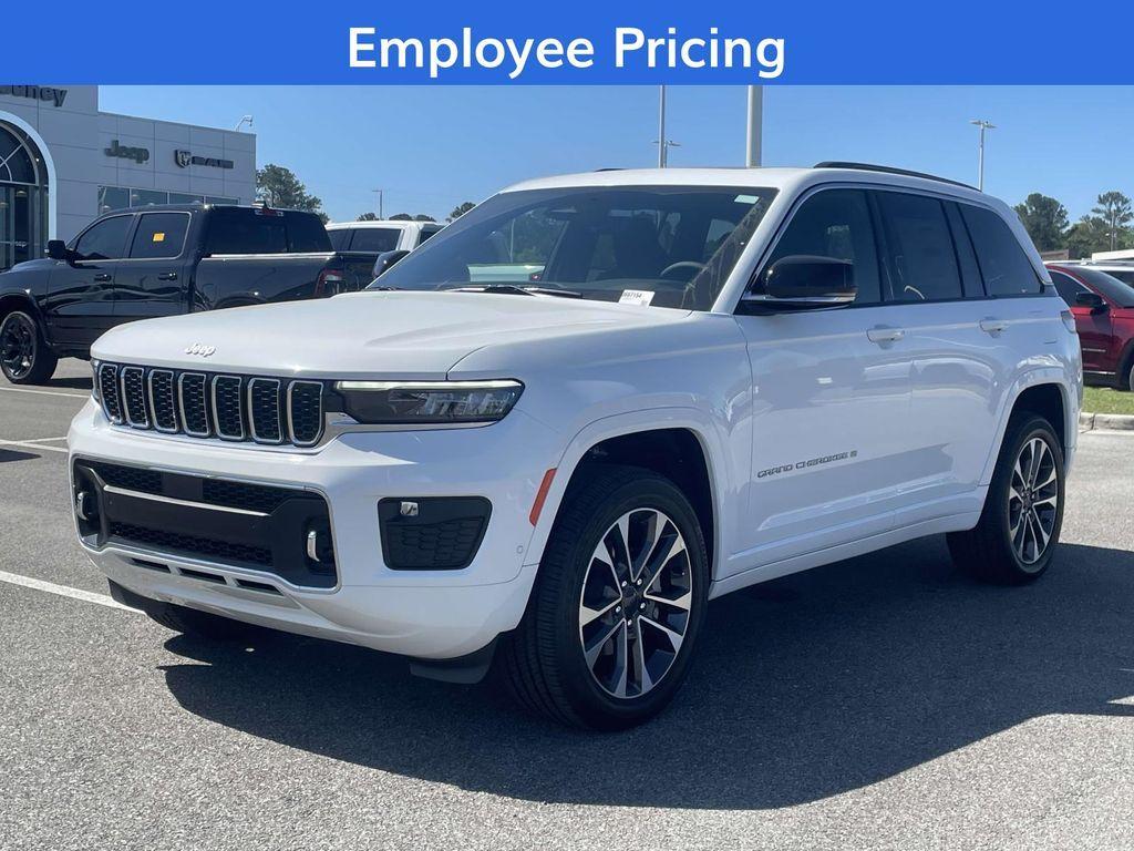 new 2025 Jeep Grand Cherokee car, priced at $53,275