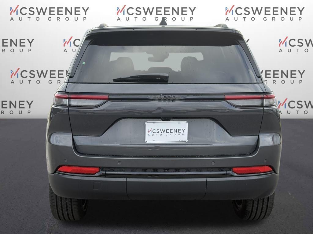 new 2025 Jeep Grand Cherokee car, priced at $32,625
