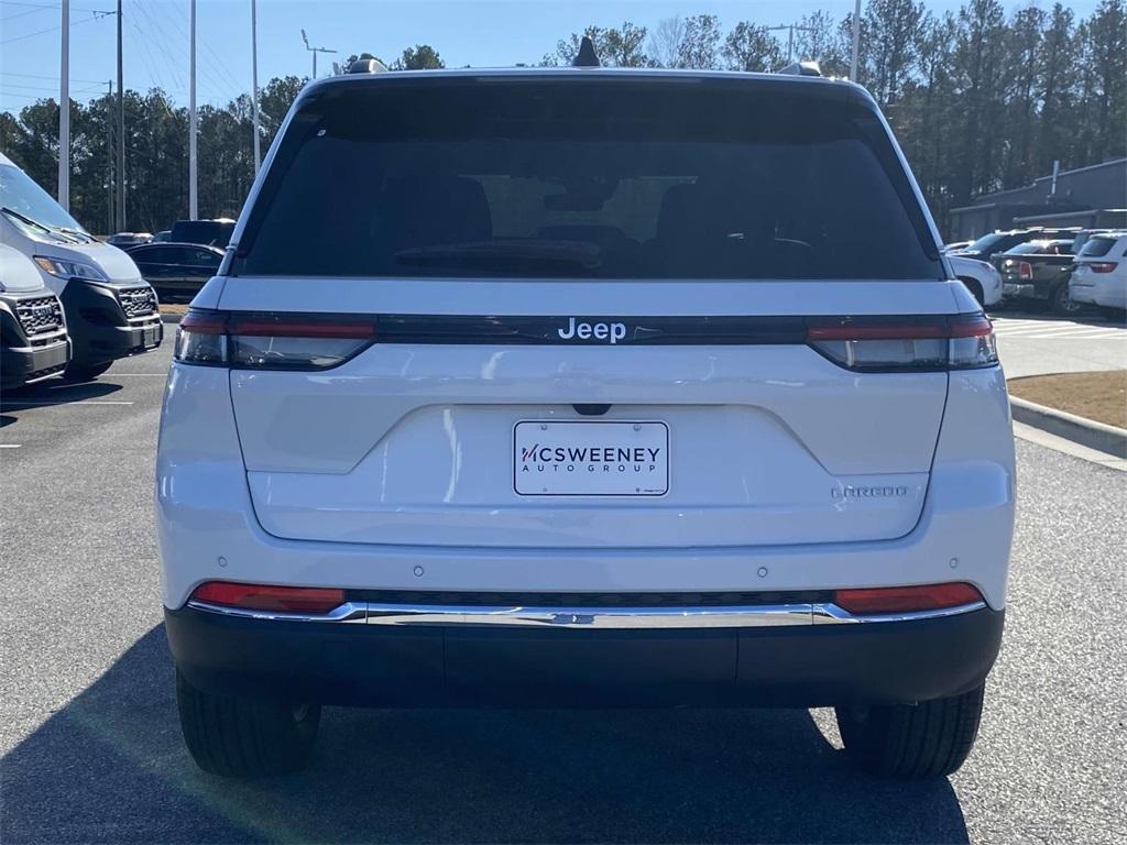 new 2025 Jeep Grand Cherokee car, priced at $31,875