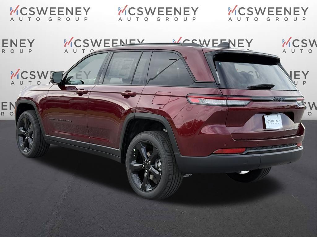 new 2025 Jeep Grand Cherokee car, priced at $34,125