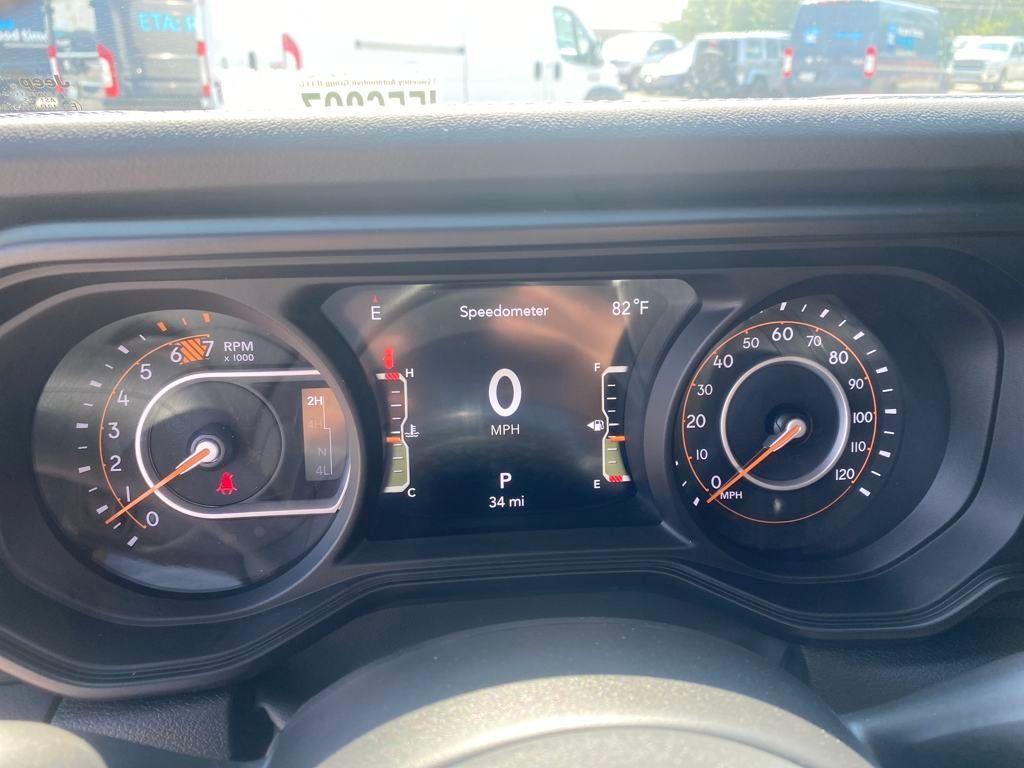 new 2025 Jeep Wrangler car, priced at $52,610