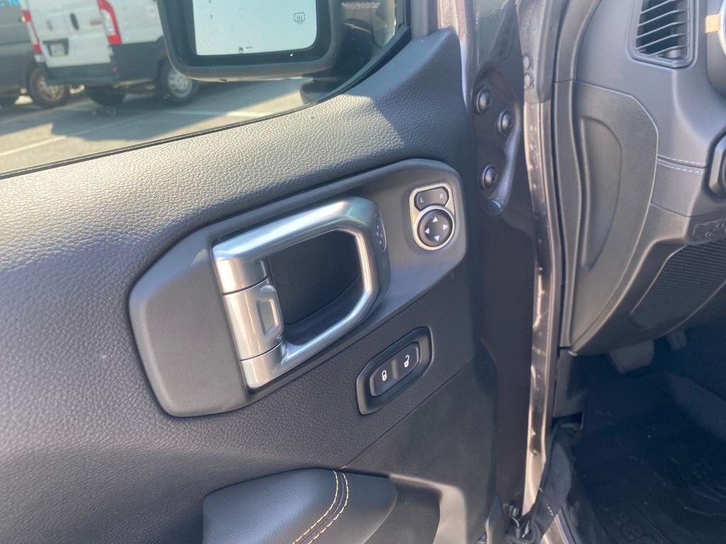 new 2025 Jeep Wrangler car, priced at $52,610