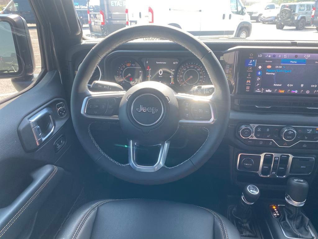 new 2025 Jeep Wrangler car, priced at $52,610