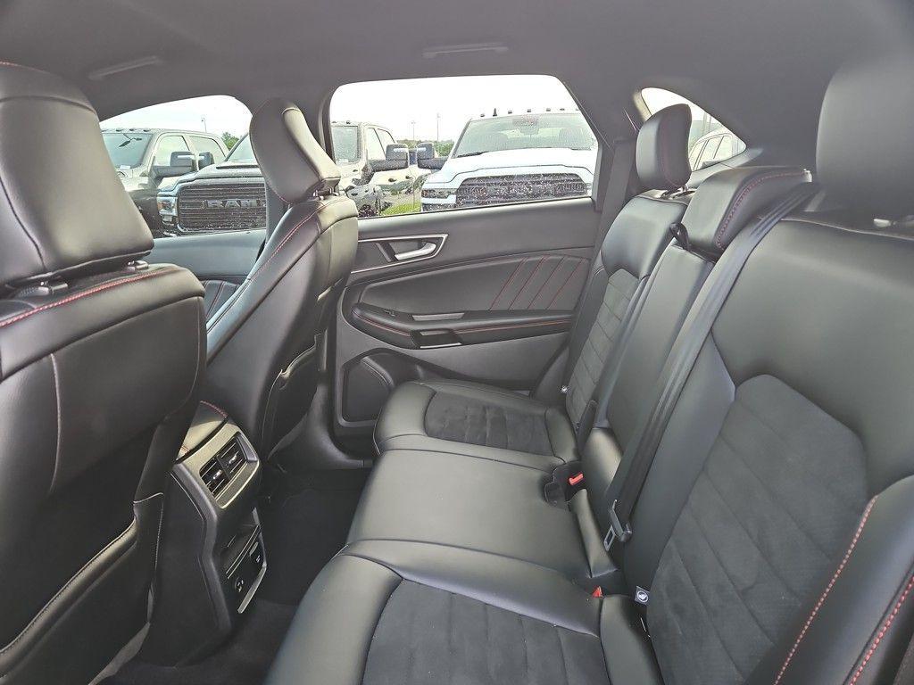 used 2022 Ford Edge car, priced at $27,000