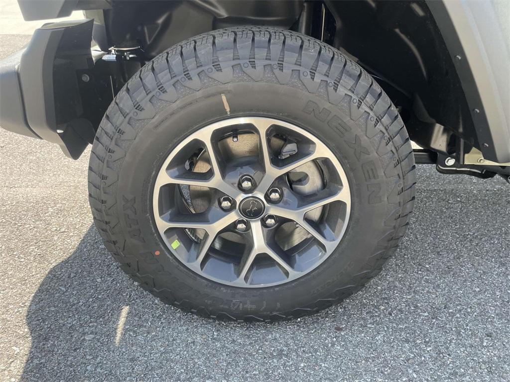 new 2025 Jeep Wrangler car, priced at $43,440