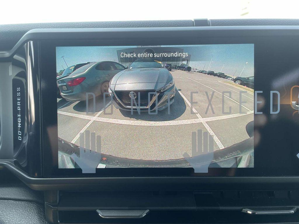 new 2025 Jeep Wrangler car, priced at $47,940