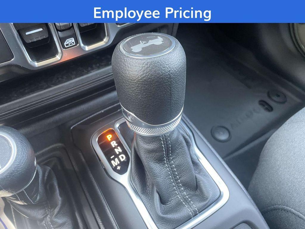 new 2025 Jeep Wrangler car, priced at $44,690