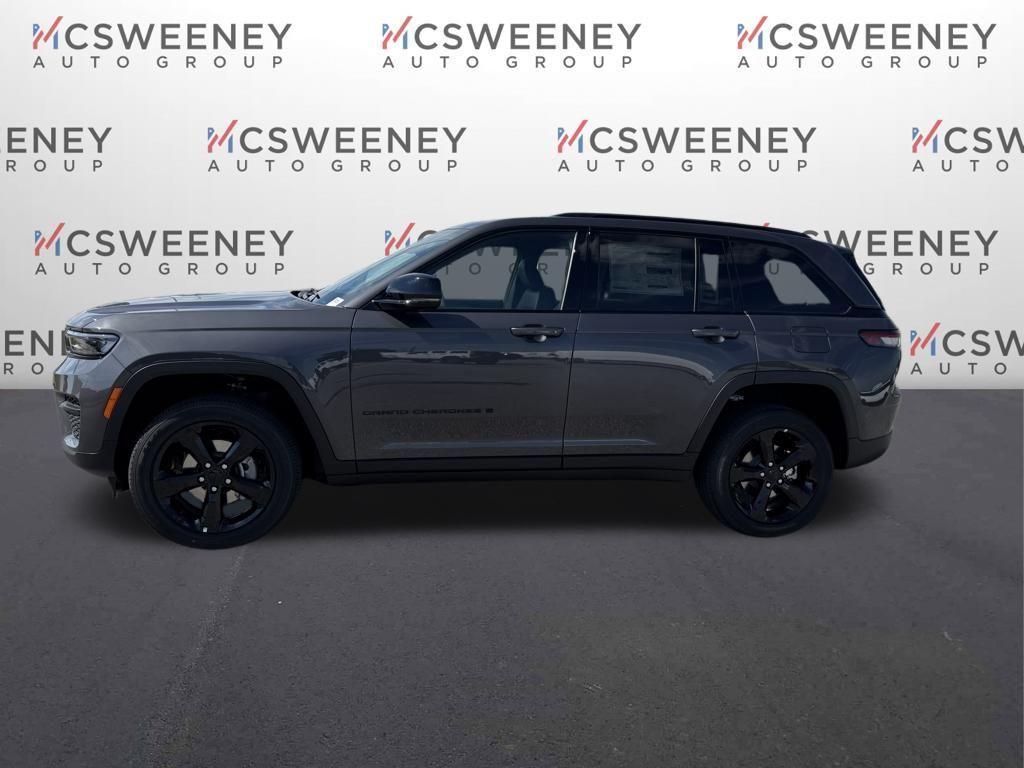 new 2025 Jeep Grand Cherokee car, priced at $33,625