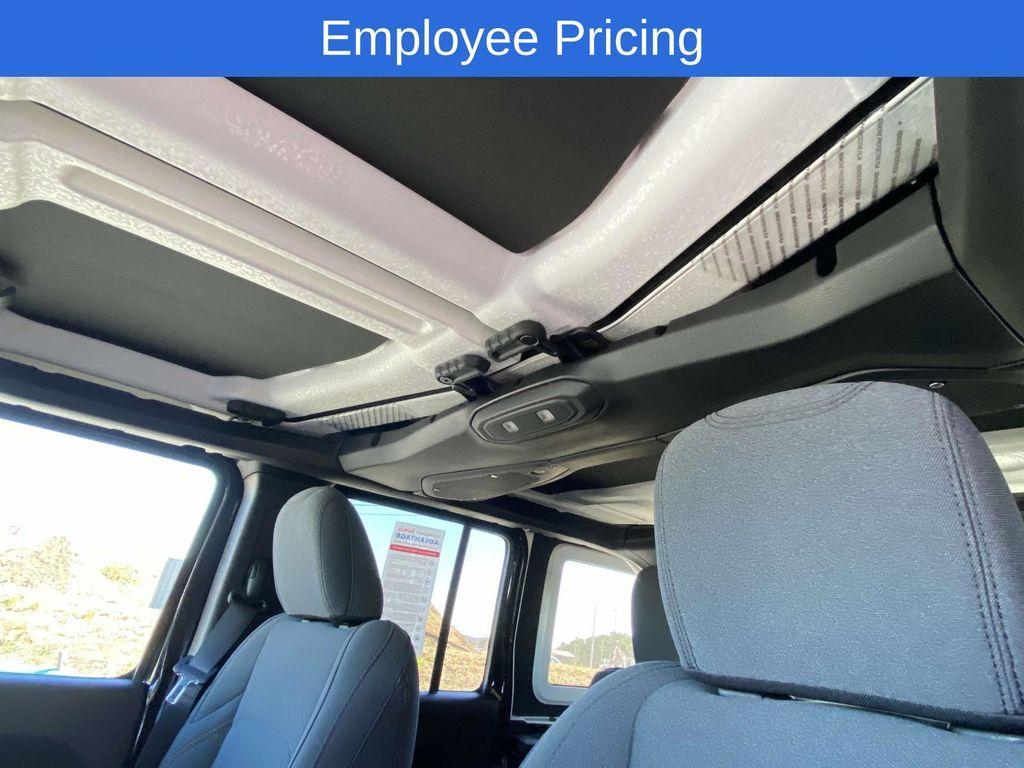 new 2024 Jeep Wrangler car, priced at $58,885