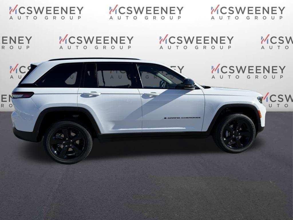 new 2025 Jeep Grand Cherokee car, priced at $32,030