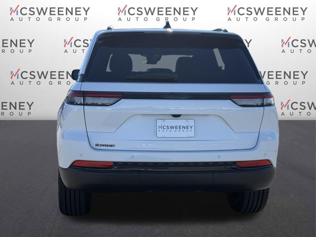 new 2025 Jeep Grand Cherokee car, priced at $32,030