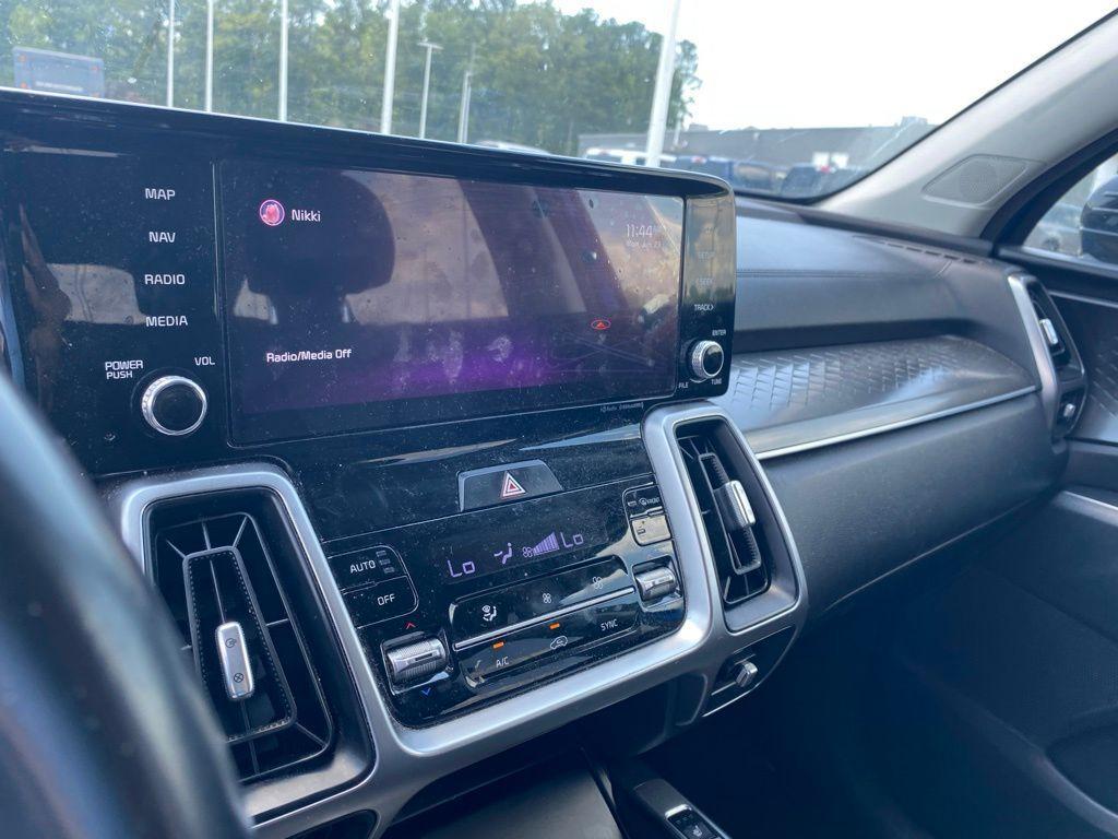 used 2022 Kia Sorento car, priced at $24,653