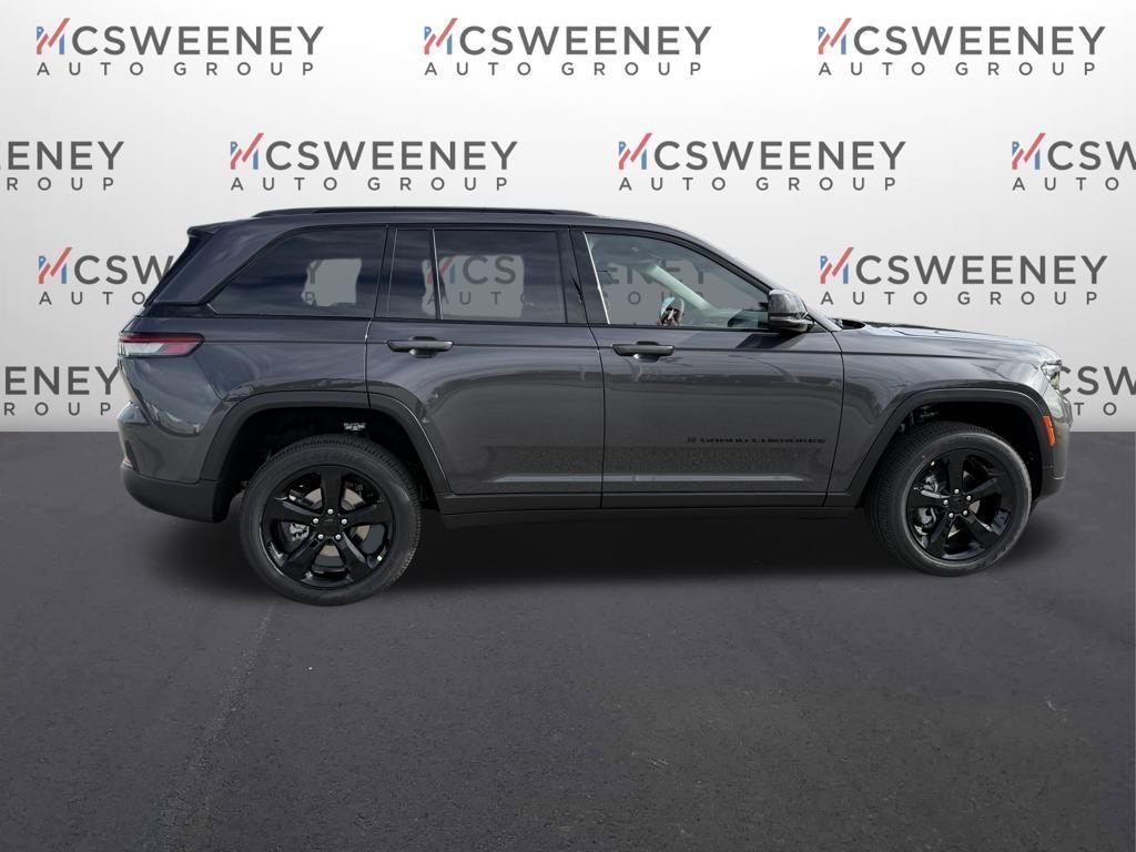 new 2025 Jeep Grand Cherokee car, priced at $34,125