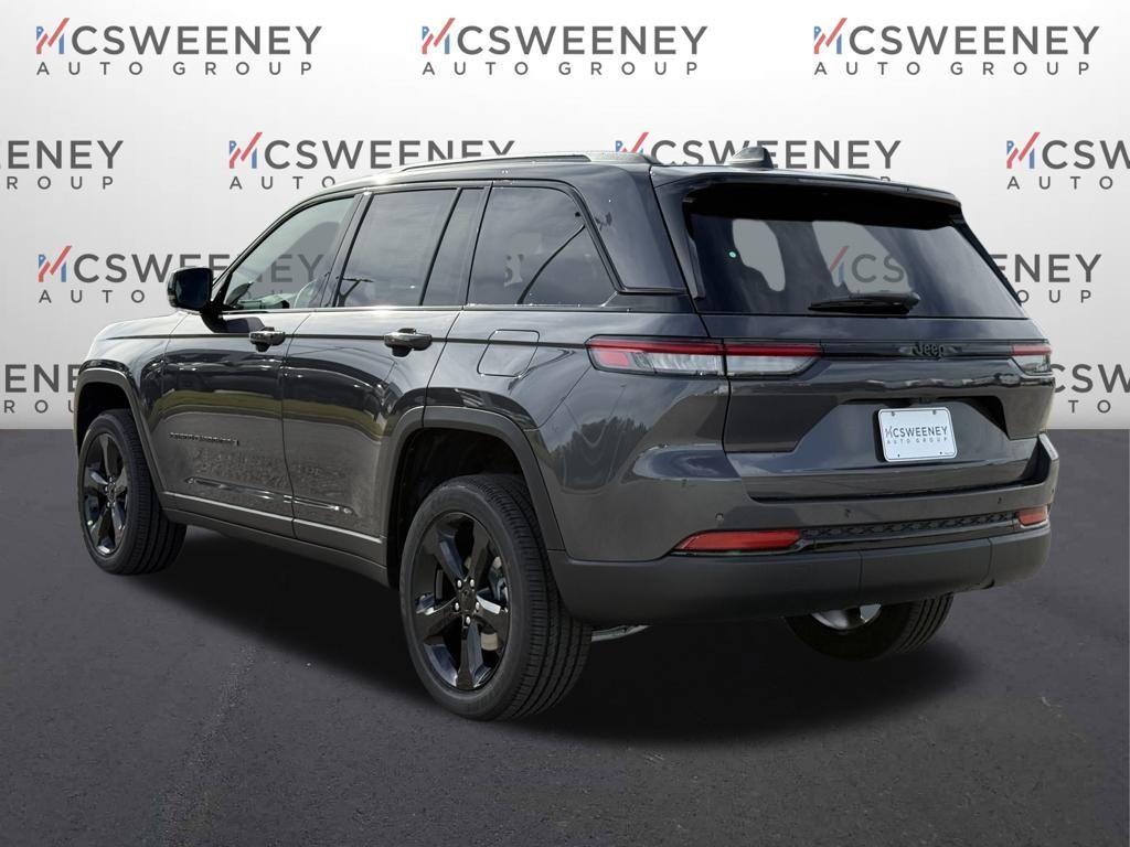 new 2025 Jeep Grand Cherokee car, priced at $34,125