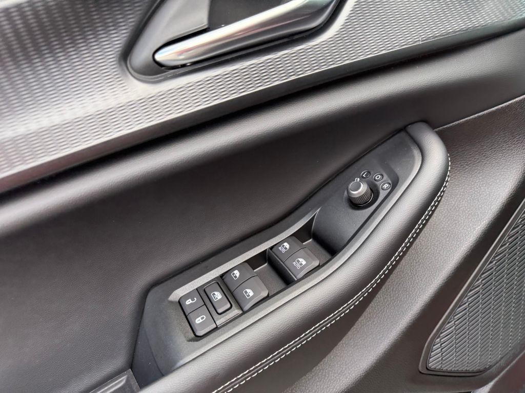 new 2025 Jeep Grand Cherokee L car, priced at $35,875
