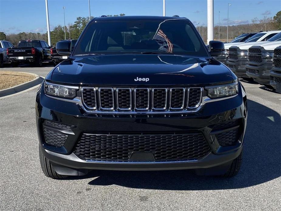 new 2025 Jeep Grand Cherokee car, priced at $32,220