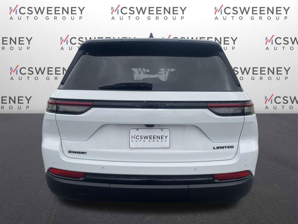new 2025 Jeep Grand Cherokee car, priced at $39,140