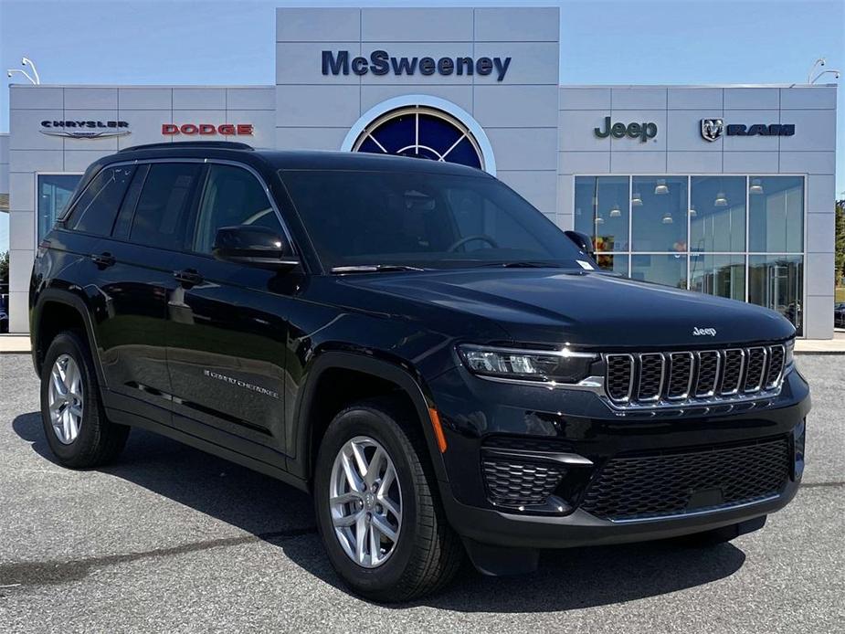 new 2024 Jeep Grand Cherokee car, priced at $29,175