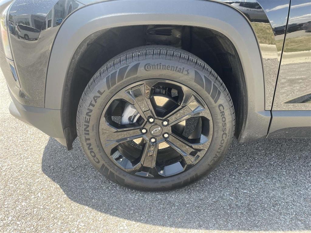 used 2025 Chevrolet Equinox car, priced at $29,500