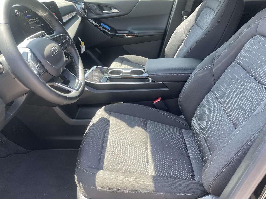 used 2025 Chevrolet Equinox car, priced at $29,500