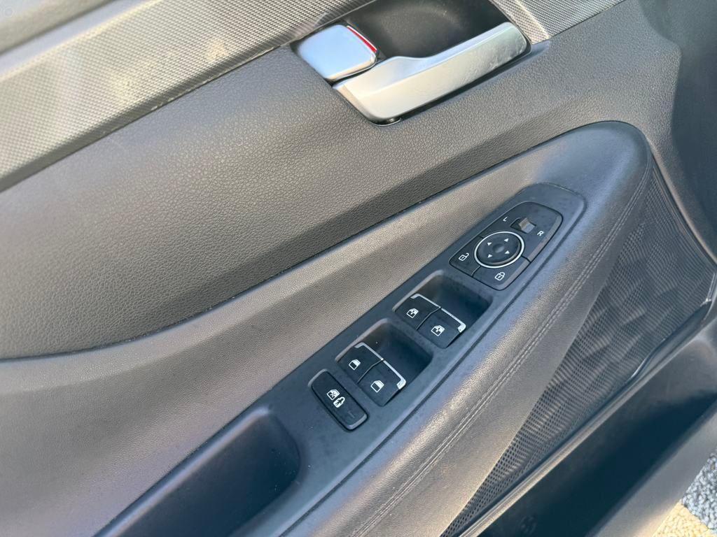 used 2022 Hyundai Santa Fe car, priced at $21,316