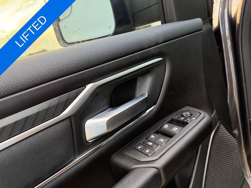 new 2025 Ram 1500 car, priced at $60,310