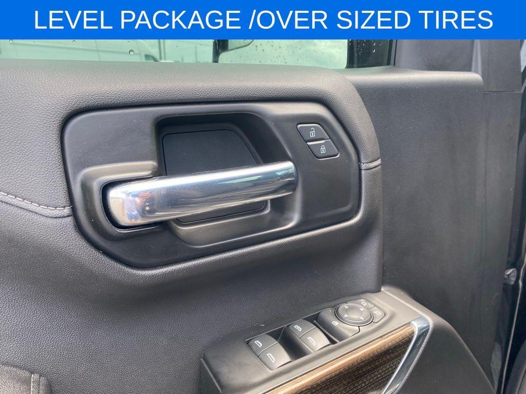 used 2022 Chevrolet Silverado 1500 Limited car, priced at $44,000