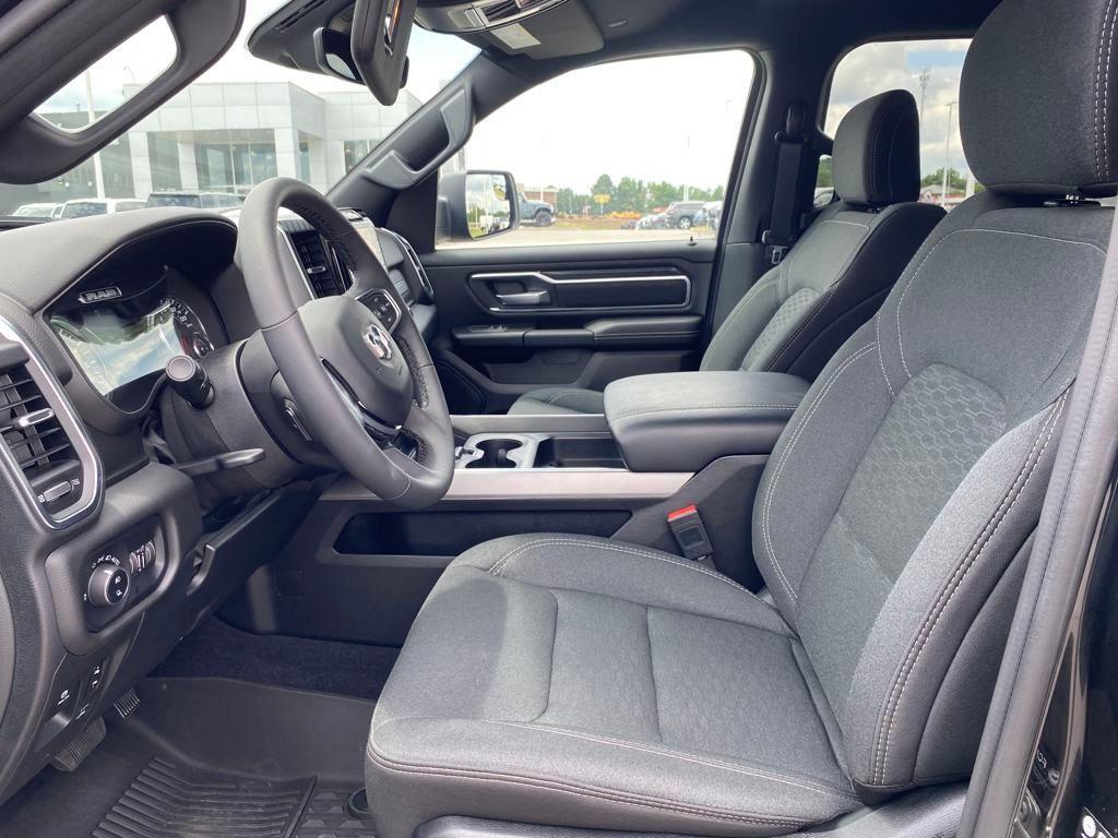 new 2025 Ram 1500 car, priced at $47,770