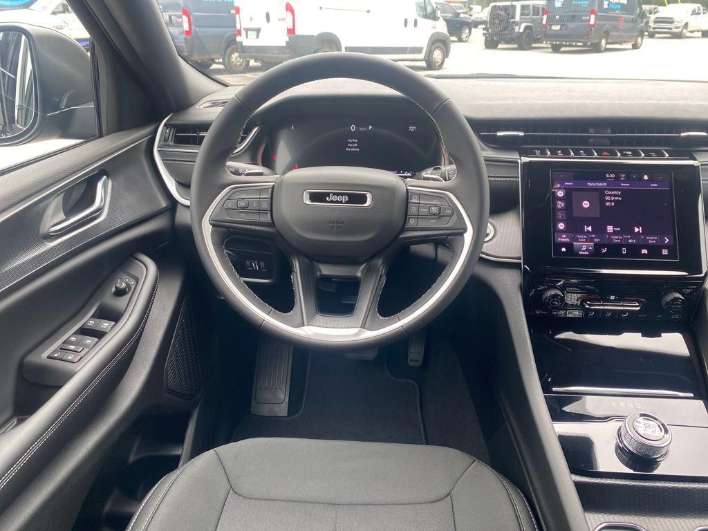 new 2025 Jeep Grand Cherokee L car, priced at $31,875