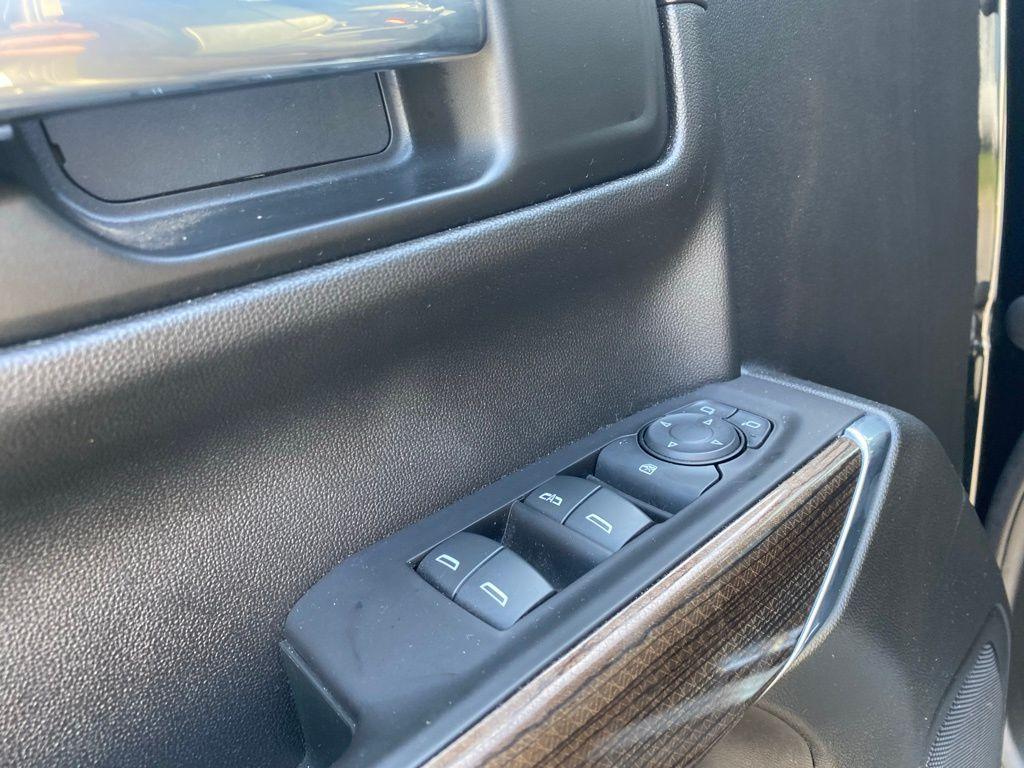 used 2021 Chevrolet Silverado 1500 car, priced at $41,740