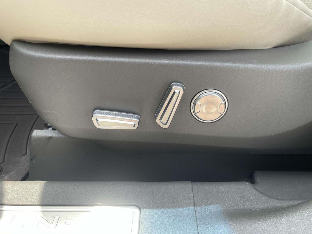 used 2024 Lincoln Nautilus car, priced at $47,500