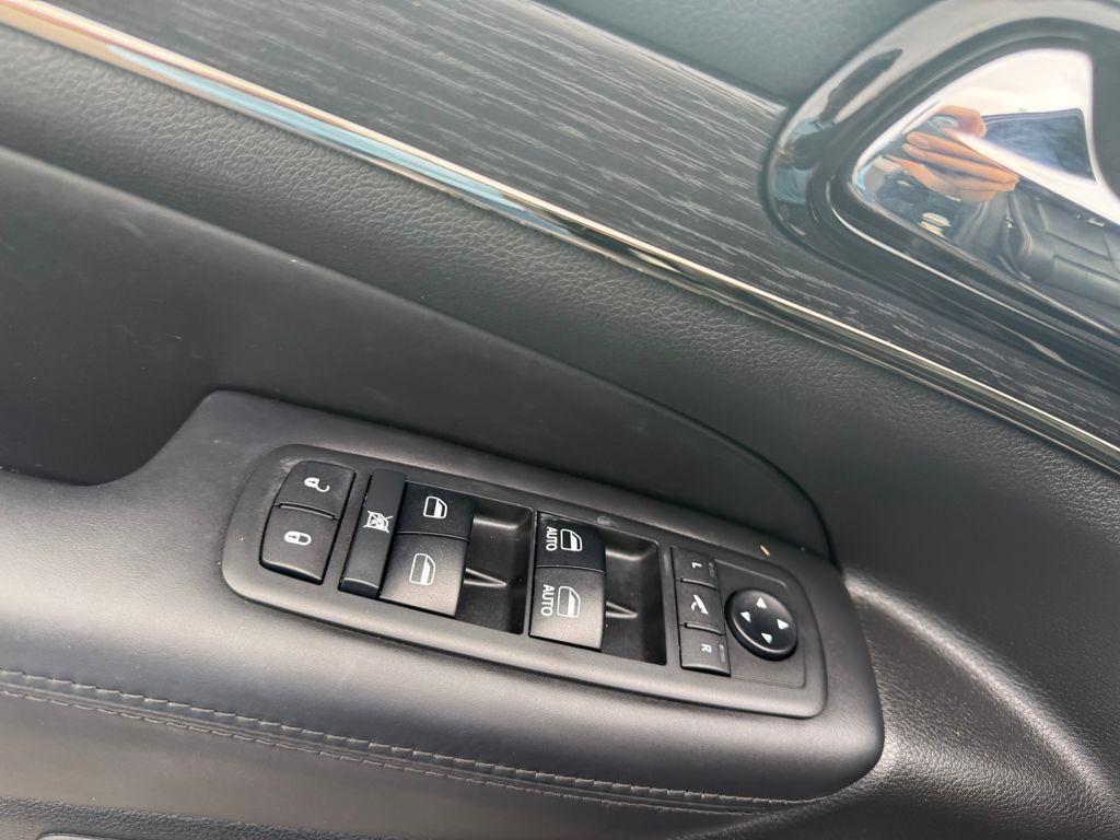 used 2019 Jeep Grand Cherokee car, priced at $24,100