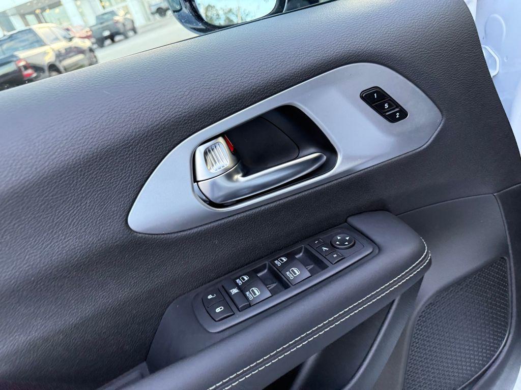 new 2026 Chrysler Pacifica car, priced at $42,760