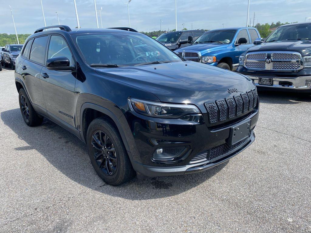 used 2023 Jeep Cherokee car, priced at $24,867