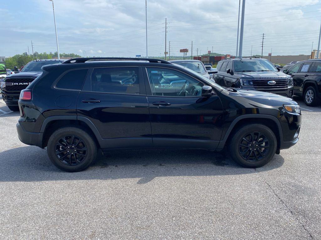 used 2023 Jeep Cherokee car, priced at $24,867
