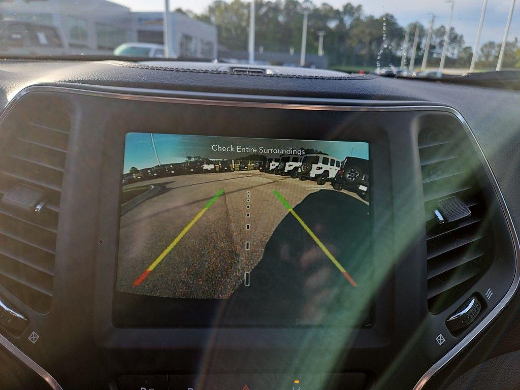 used 2023 Jeep Cherokee car, priced at $23,000