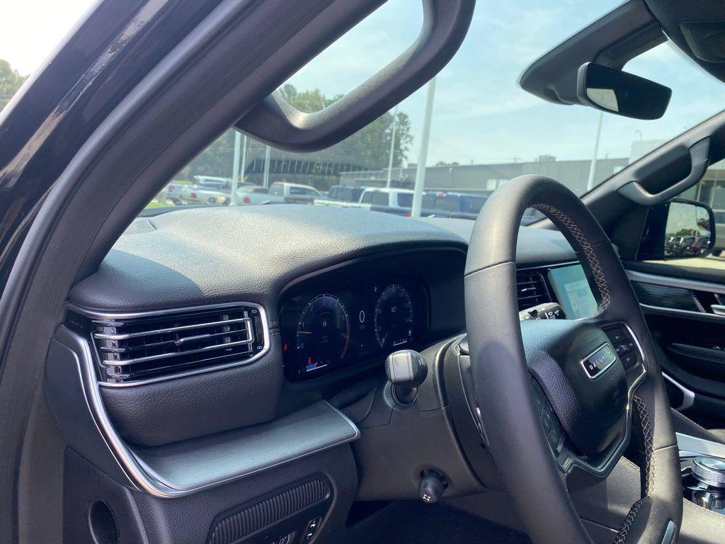 used 2024 Jeep Wagoneer car, priced at $60,922