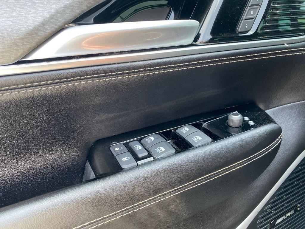 used 2024 Jeep Wagoneer car, priced at $60,922