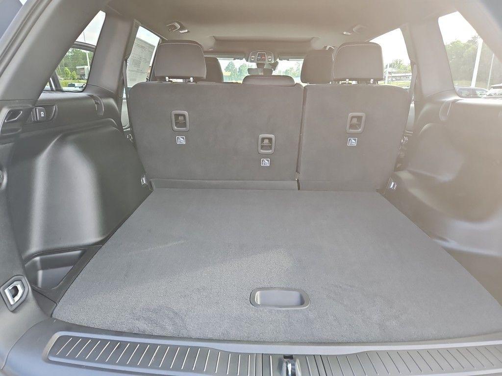 new 2025 Jeep Grand Cherokee car, priced at $28,530