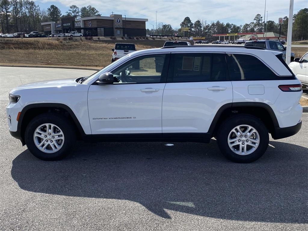 used 2023 Jeep Grand Cherokee car, priced at $27,625