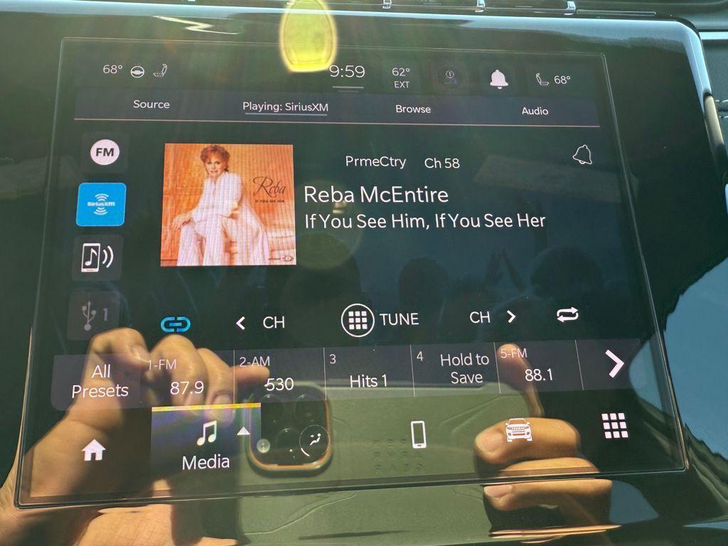 new 2025 Jeep Grand Cherokee car, priced at $34,125