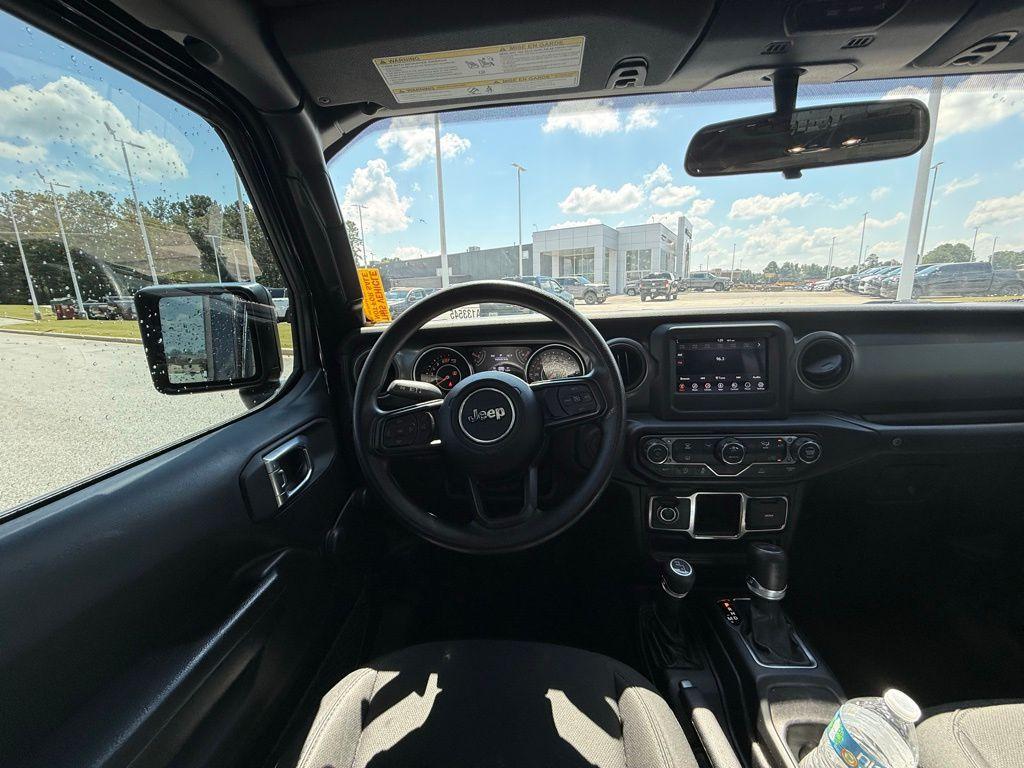used 2022 Jeep Wrangler Unlimited car, priced at $28,642