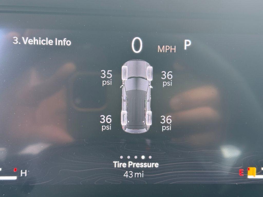 new 2025 Jeep Grand Cherokee car, priced at $32,625